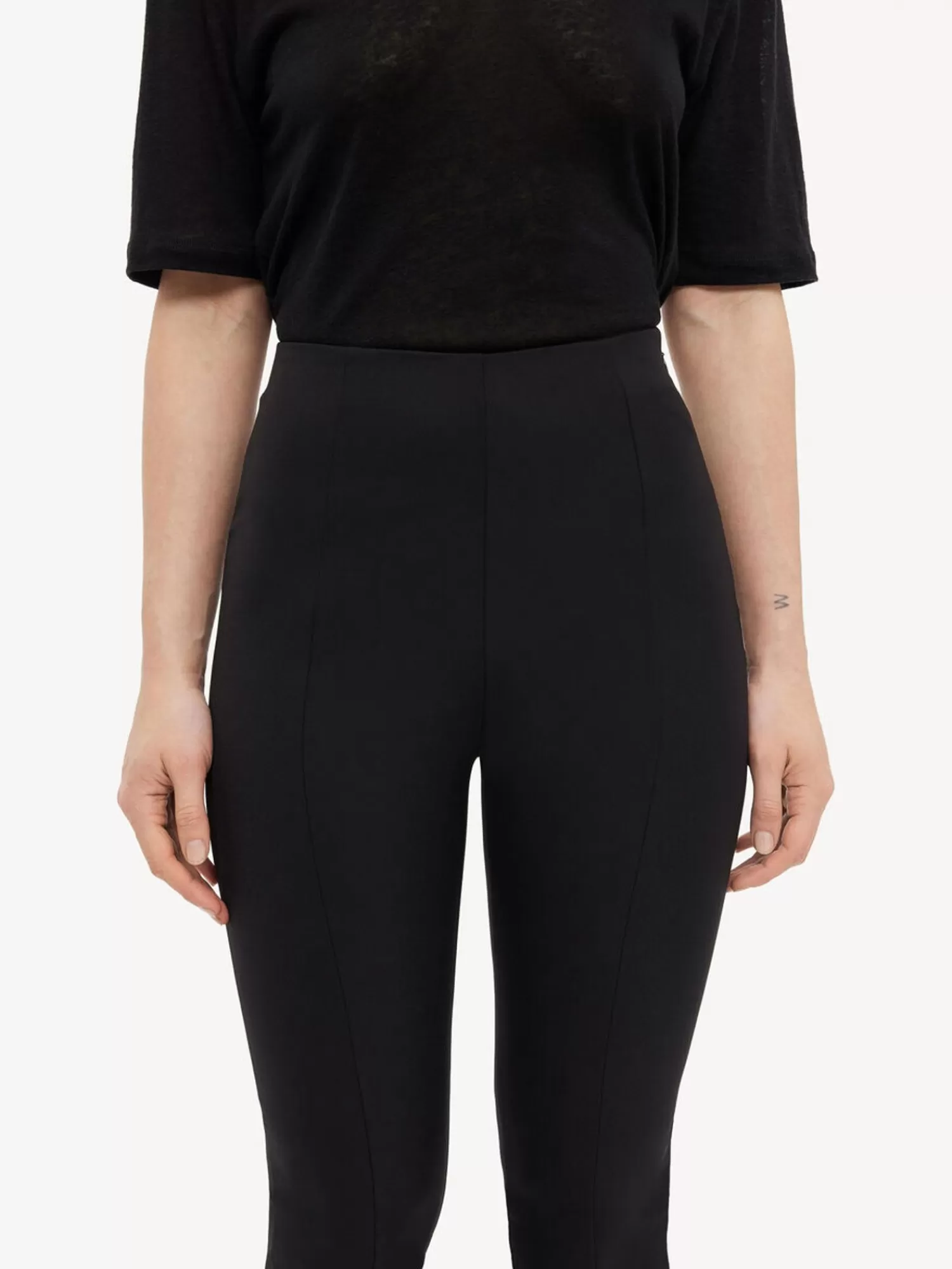 By Malene Birger Lisaboa Hose