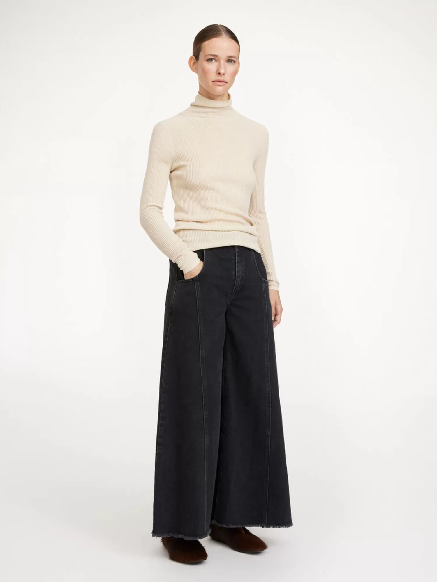 By Malene Birger Wayde Jeans